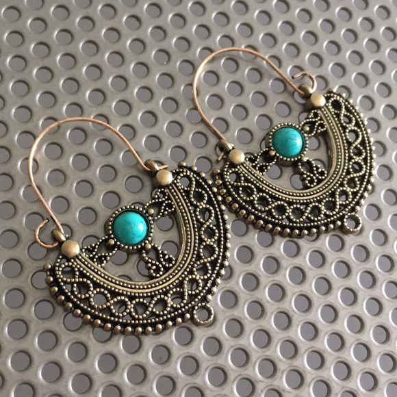 🖤NEW earrings - Picture 2 of 10